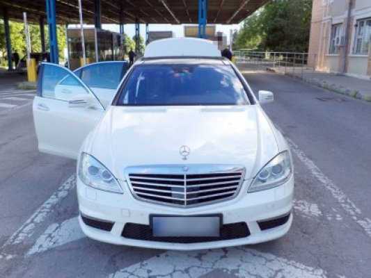 Mercedes cu I.T.P. fals descoperit de poliţiştii de constănţeni